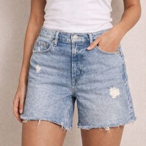 Gap Denim Distressed Cutoff Shorts Size 8/29 Light Wash 5” Frayed Hem